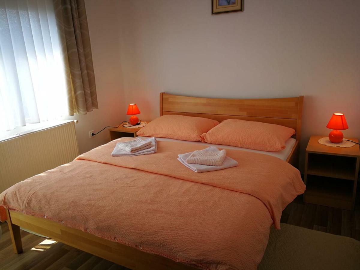Apartman Marija Brajdic Rakovica Exterior foto